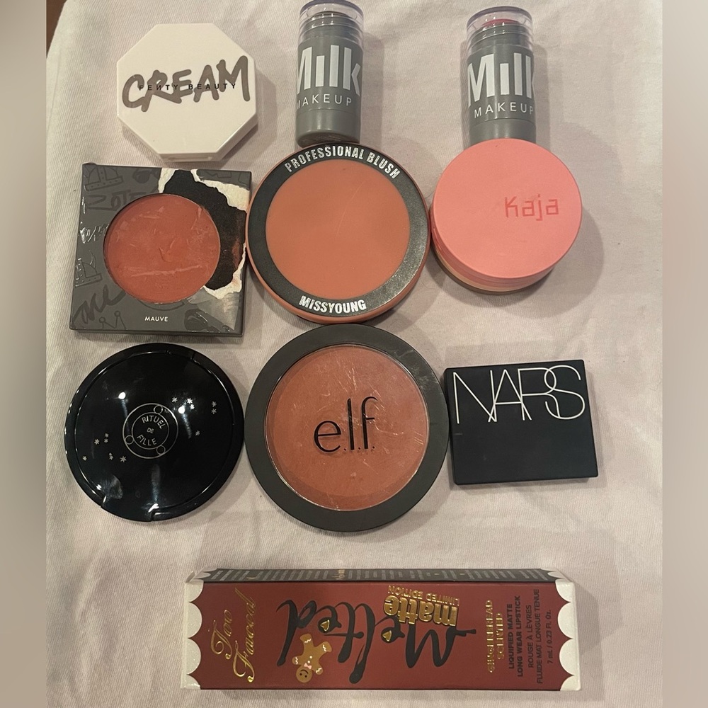 Used makeup bundle